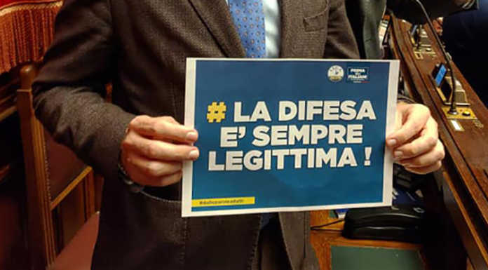 Legittima difesa, ok alla Camera. Lega: “Tutela le persone per bene”
