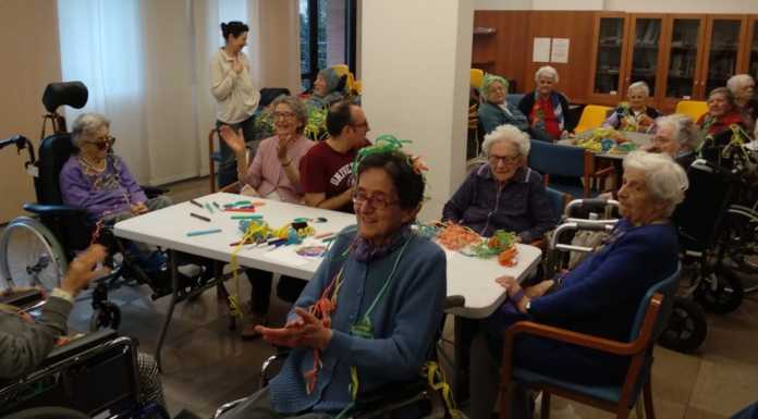 Lecco. Il Carnevale fa tappa tra “i nonni” della RSA Borsieri