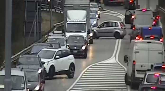 Incidente sul 3° Ponte, code in mattinata. Riaperto lo svincolo a Pescate