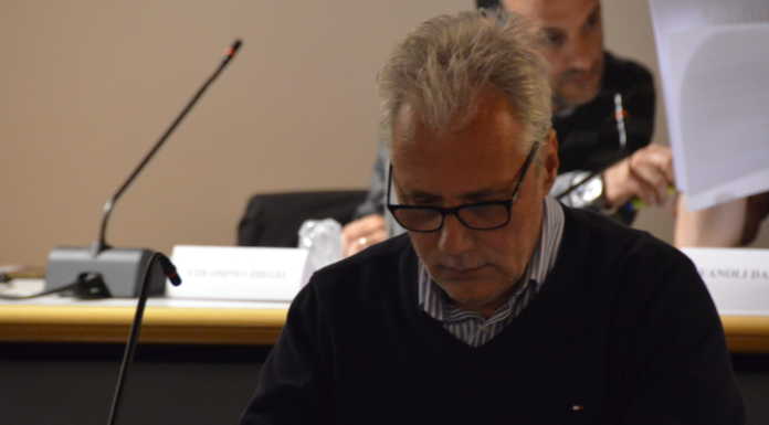 Calolzio. Il consigliere Cola all’attacco sul Piano di riordino delle scuole
