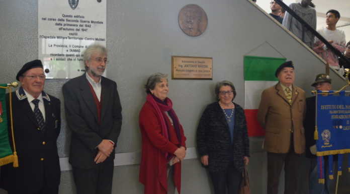 A 76 anni dalla morte, la scuola lecchese ricorda Antonio Badoni con un medaglione