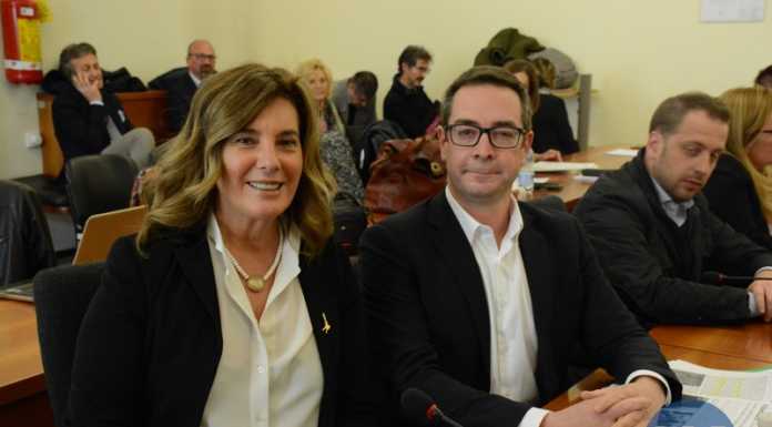 Terremoto politico in Provincia, la Lega restituisce le deleghe I consiglieri della Lega, Elena Zambetti e Stefano Simonetti