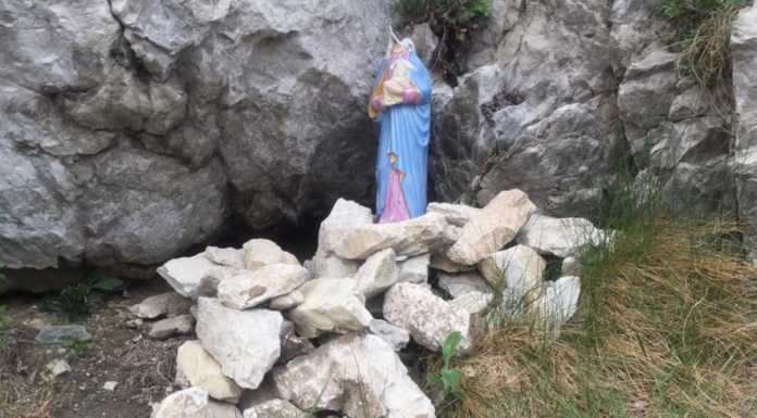 Decapitata la statua della Madonna sul Monte Barro