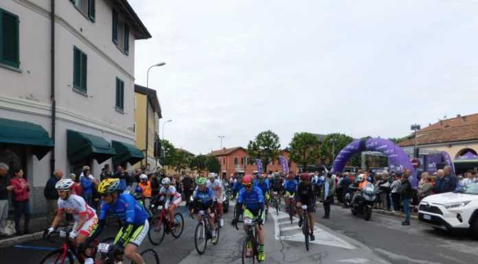 Da Erba il via alla 13° tappa della “Giro-E” dedicato alla bici elettrica