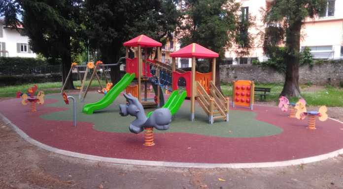 Germanedo. Installata la nuova area giochi al parco di Villa Eremo