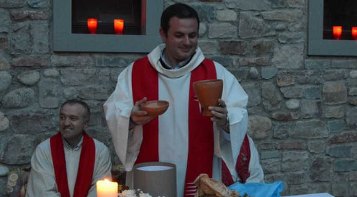 Dopo 11 anni don Matteo lascia Calolzio: “Vi ringrazio per questi anni”