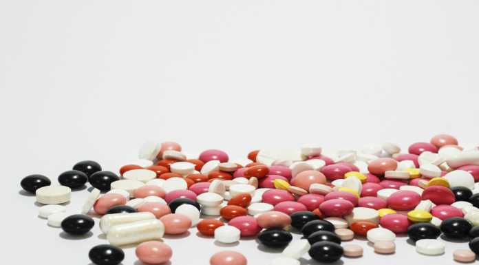 Psicologia e Vita. Psicofarmaci sì, psicofarmaci no. Chi ha ragione?