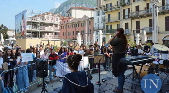 Il secondo Fridays for future, a Lecco studenti di nuovo in piazza
