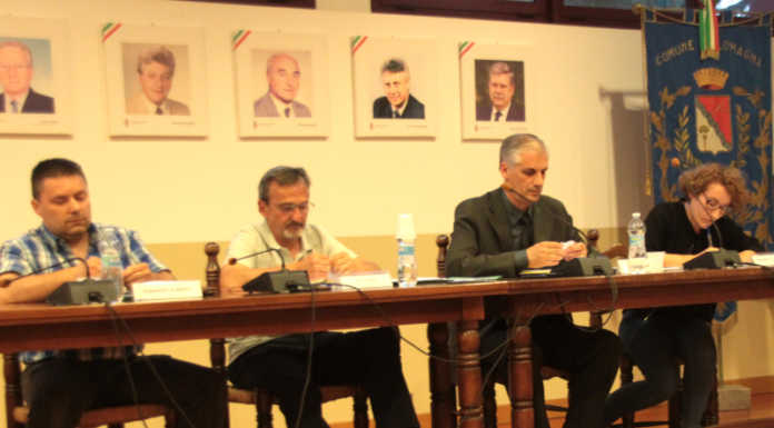 Uniti per Lomagna chiede un consiglio straordinario: all’odg area Jucker e Covid