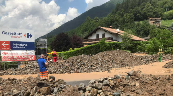 Maltempo, Valsassina divisa in due, Premana sommersa dall’acqua