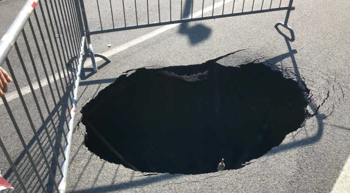 Santa Maria Hoè. Via Rimembranze chiusa per una voragine