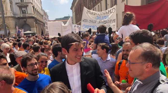Festa per tre giovani lecchesi ordinati sacerdoti. Celebrazioni al Duomo