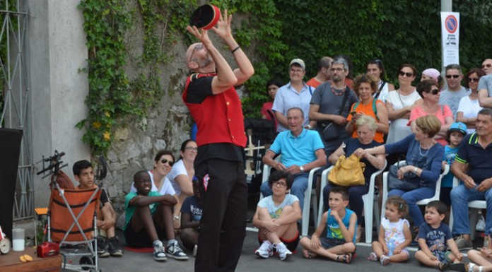 L’estate a Olginate riparte all’insegna della cultura in sicurezza L'edizione 2019 del festival degli artisti di strada a Olginate