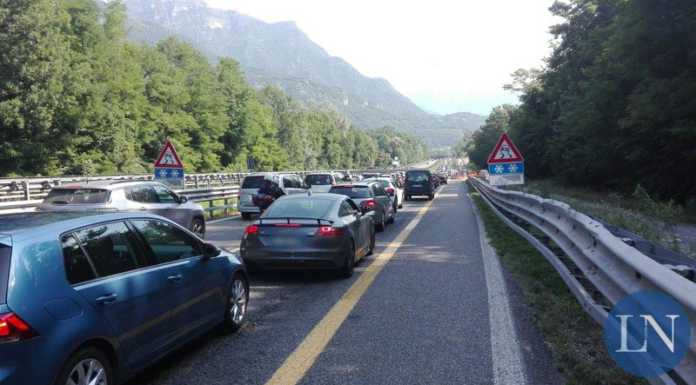 Tunnel del Barro chiuso, di nuovo tutti in coda in super e sulle provinciali