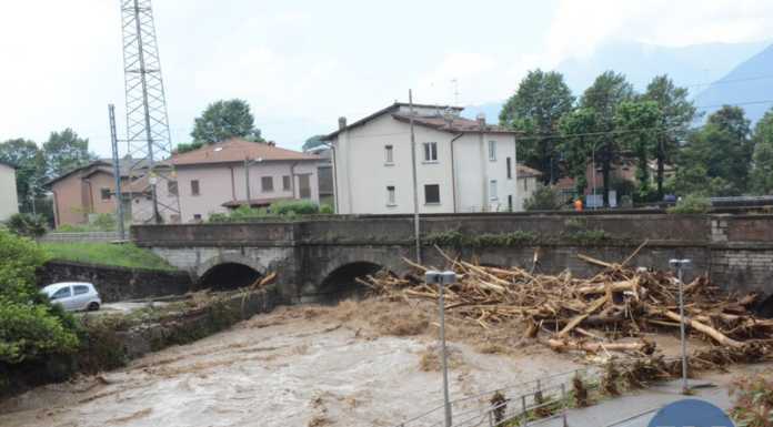 Dervio. Al via lo svasamento e il rifacimento degli argini del torrente Varrone