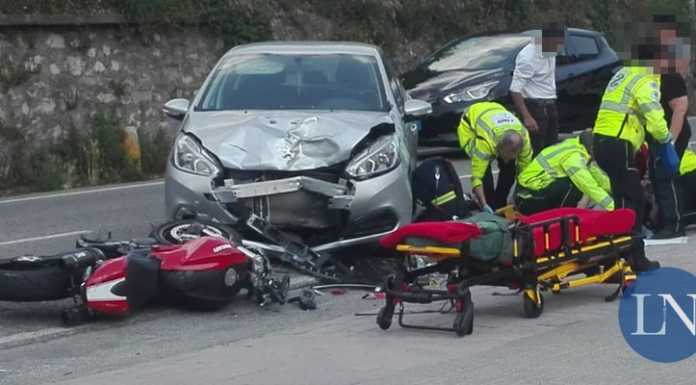 Abbadia: violento scontro auto moto sulla Provinciale
