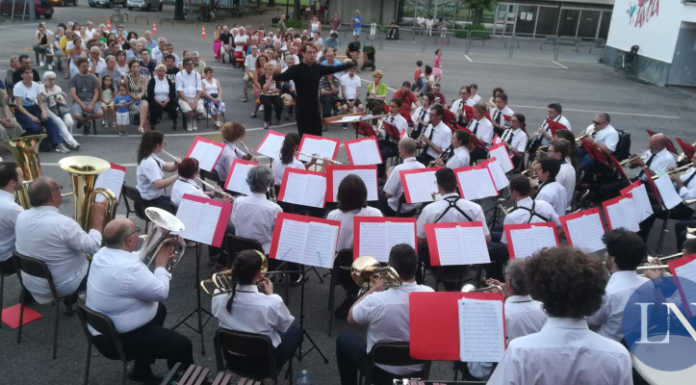 Merate, applausi per il concerto d’estate della banda sociale meratese (VIDEO)