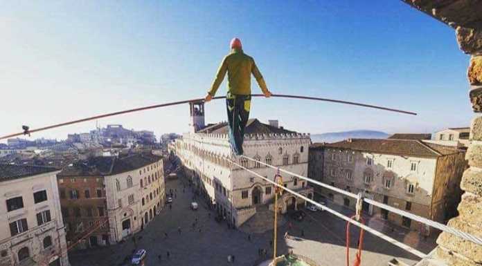 Ad agosto funamboli e trampolieri a Lecco per tre giorni di “meraviglie”
