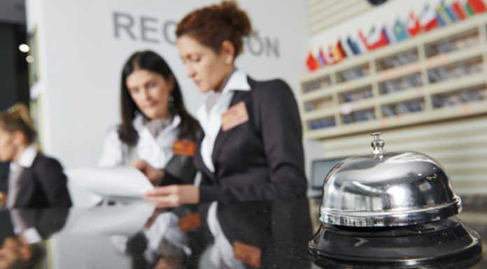 Federalberghi Lecco: “La stagione è nel vivo ma manca il personale”