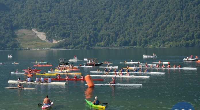 Remada, che successo! 60 barche al via, la vittoria all’Otto Canottieri Lecco