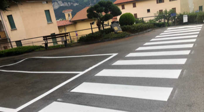Airuno, lavori in corso per il rifacimento della segnaletica stradale
