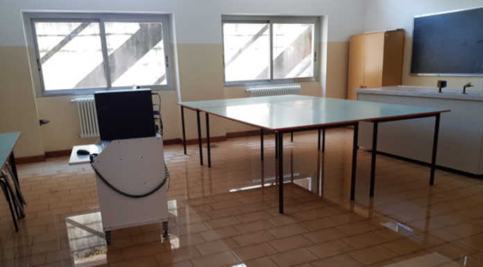 Maltempo nel Meratese, scuole allagate a Calco