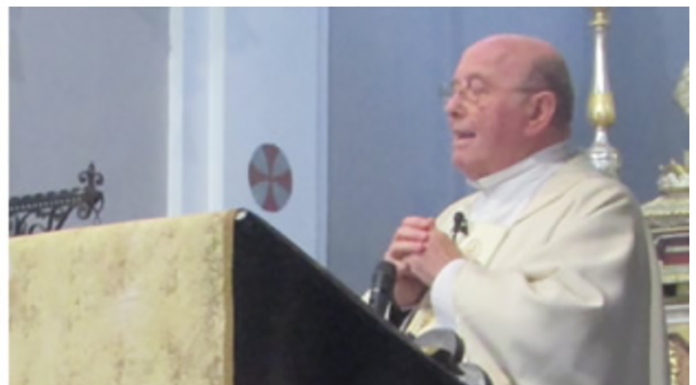 Bellano, don Cesare va in ‘pensione’ ma resterà vicino ai suoi parrocchiani