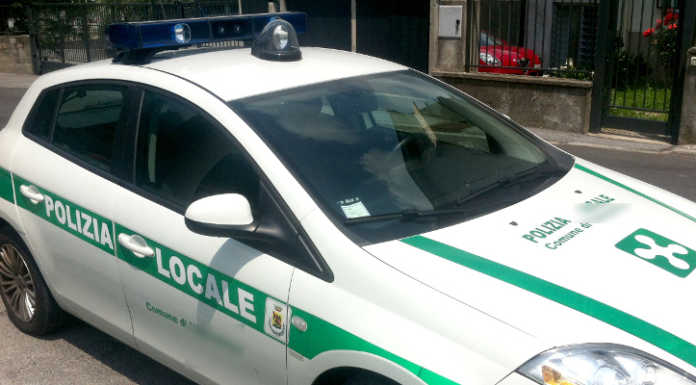 Valmadrera, quasi 500 le persone controllate dal corpo associato di Polizia Locale polizia locale valmadrera auto
