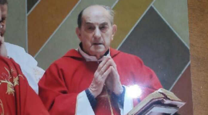 Valmadrera piange don Ernesto Carrera, originario di Parè