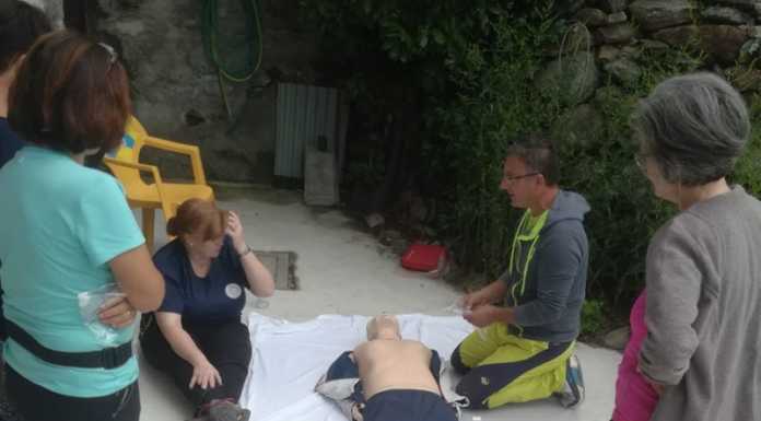 Alpe Camaggiore, ben 33 partecipanti al corso per l’utilizzo del defibrillatore