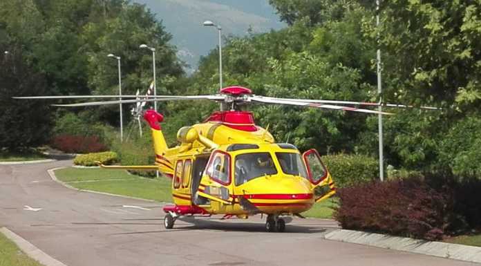 Ciclisti vittime di tre incidenti in Brianza: alla Valletta e a Dolzago Elicottero Elisoccorso Como