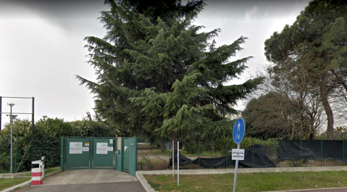 Milano. Ex night sequestrato diventa una ‘casa’ per senzatetto con cani