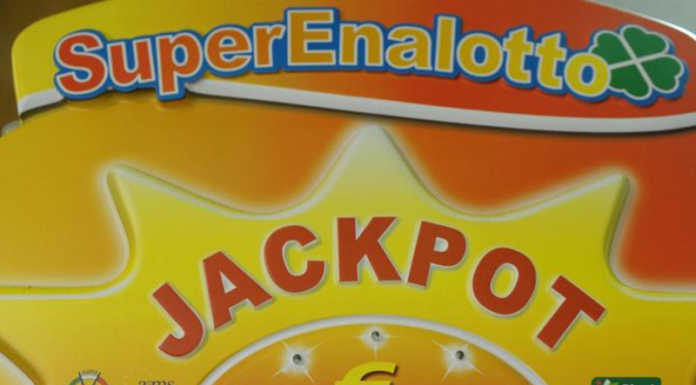 SuperEnalotto. Centrato un “5” da oltre 36mila euro a Mandello