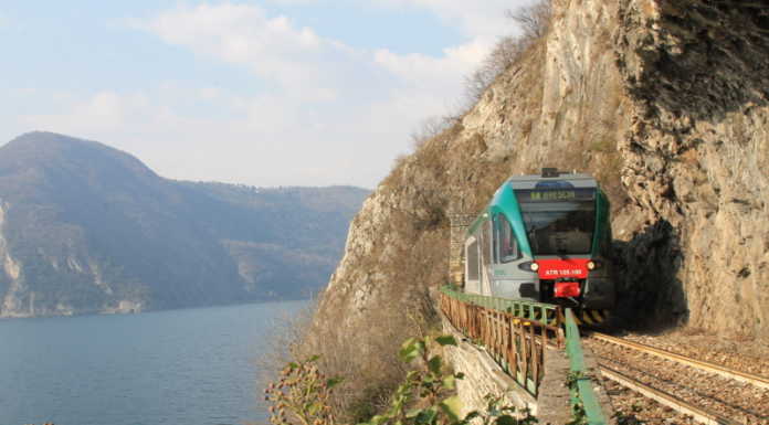 Trenord, potenziati i collegamenti con laghi e Valtellina per i “ponti di primavera” treno