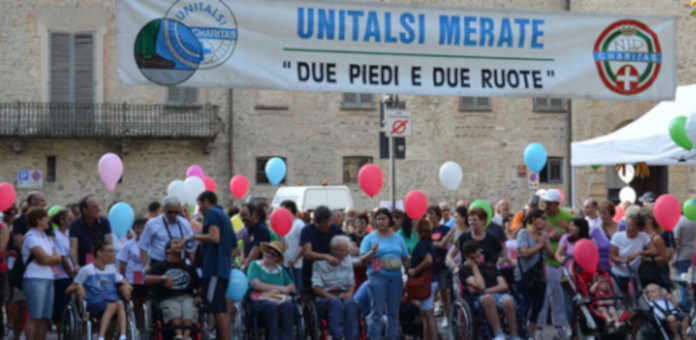 Merate, domenica torna la camminata “Due piedi e due ruote” con l’Unitalsi