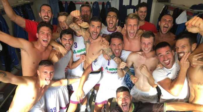 Un grande NibionnOggiono cala il tris al Dro Alto Garda La festa nello spogliatoio a fine partita (foto tratta dalla pagina fb del NibionnOggiono)