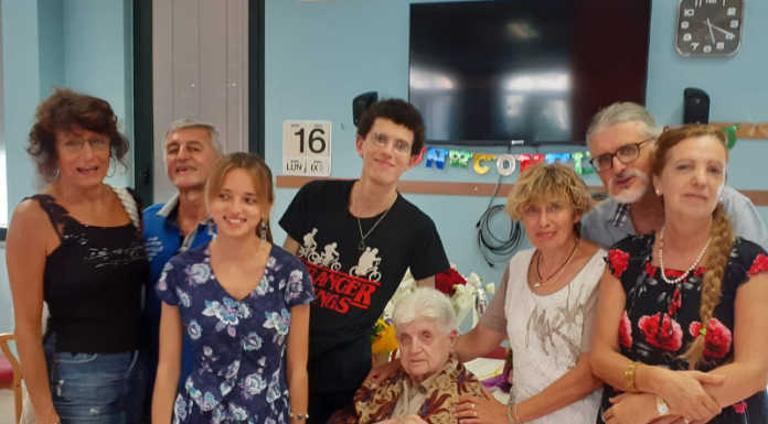 Calolzio, festa a Foppenico per i 100 anni della signora Cornelia Torri