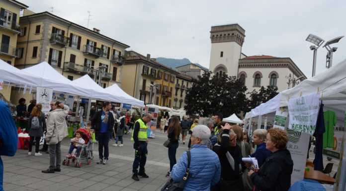 Manifesta: il mondo del volontariato in piazza a Lecco