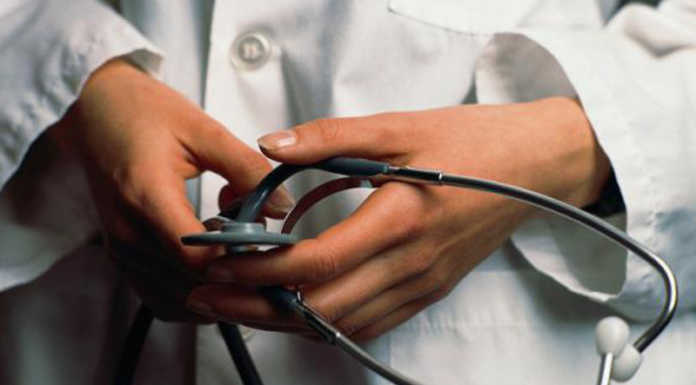 Schianto in super, non ce l’ha fatta la 24enne coinvolta