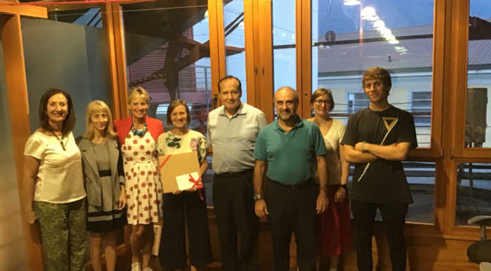 Valmadrera, il sindaco e la Giunta salutano la preside Stefania Perego