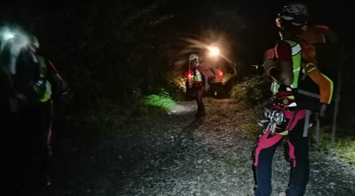 Si perdono nel buio al passo dello Spluga, riportati a valle dai soccorritori