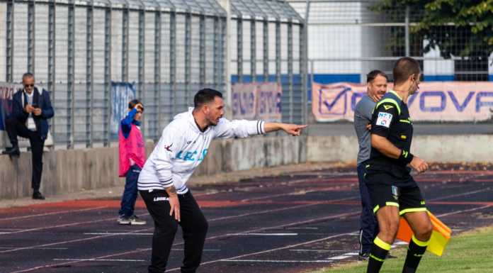Domani si gioca la sfida salvezza tra Calcio Lecco e AlbinoLeffe L'allenatore bluceleste Gaetano D'Agostino (credit foto Calcio Lecco 1912)
