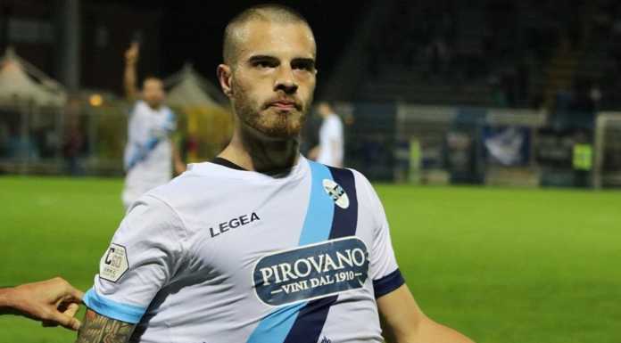 Calcio Serie C. Il derby del Lario si chiude sull’1-1. Moleri allo scadere firma il pari Marco Moleri (credit foto Calcio Lecco 1912)