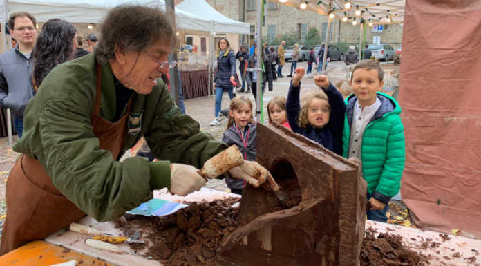 Merate, la festa del cioccolato tiene botta nonostante la pioggia