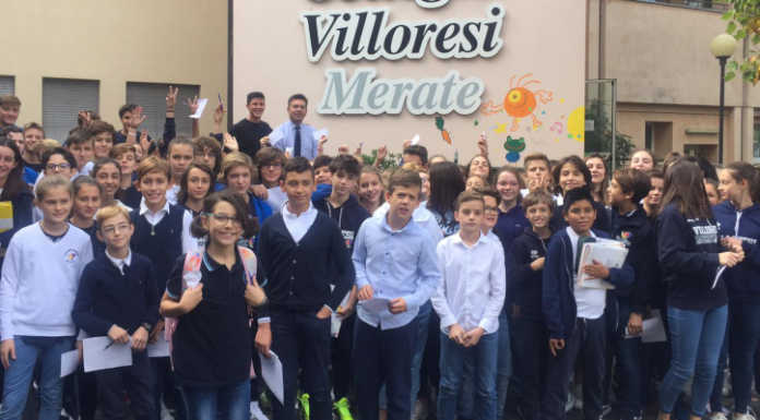 Merate, visita a sorpresa del calciatore della serie A Matteo Pessina al Collegio Villoresi