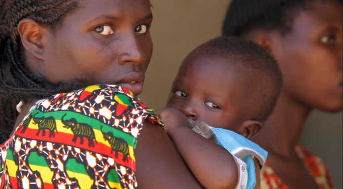 Renzo e Lucio: “Migranti discriminati nei loro Paesi di origine, non sono ‘sicuri’”