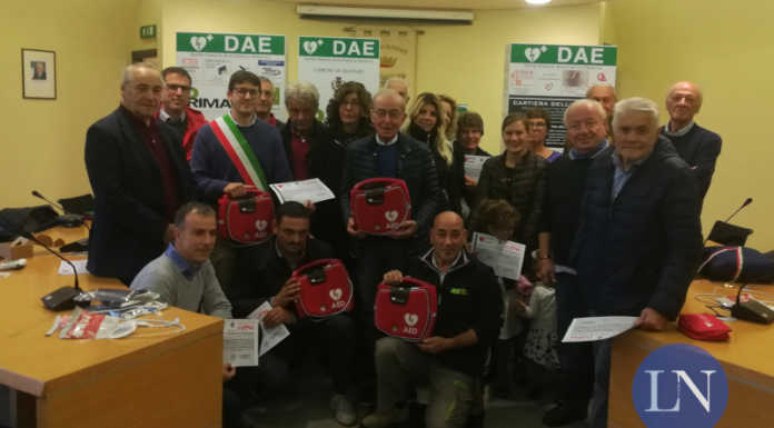 Olginate, quattro nuovi defibrillatori in paese grazie alla generosità di 37 sponsor