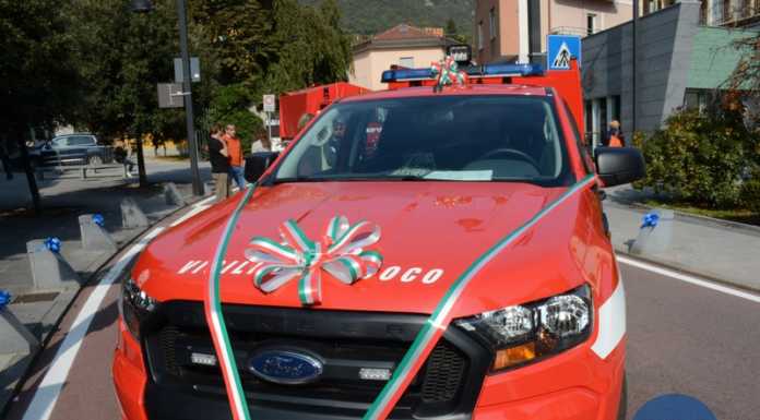 Un nuovo automezzo in dono ai Vigili del Fuoco di Valmadrera