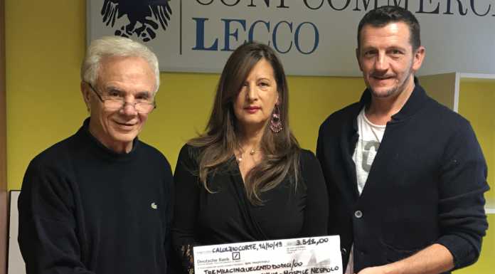 I Legnanesi a Olginate: donati 3.512 euro all’associazione Fabio Sassi