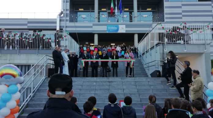 Colico inaugura la sua nuova scuola: “Un traguardo per tutta la comunità”